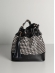 Bolsa Clarissa OSKI Couro Legítimo Marfim e Preto